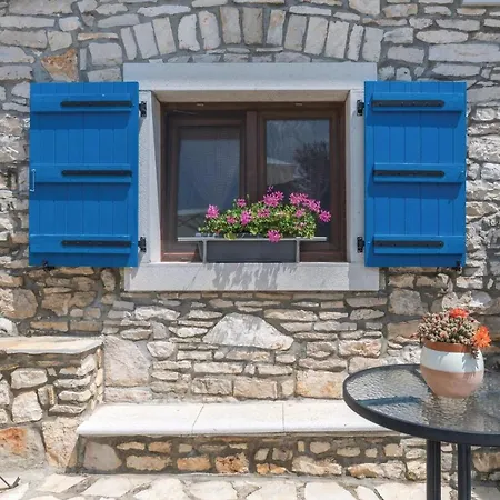 Holiday home Front In *