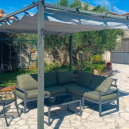Front In Holiday home Puntera